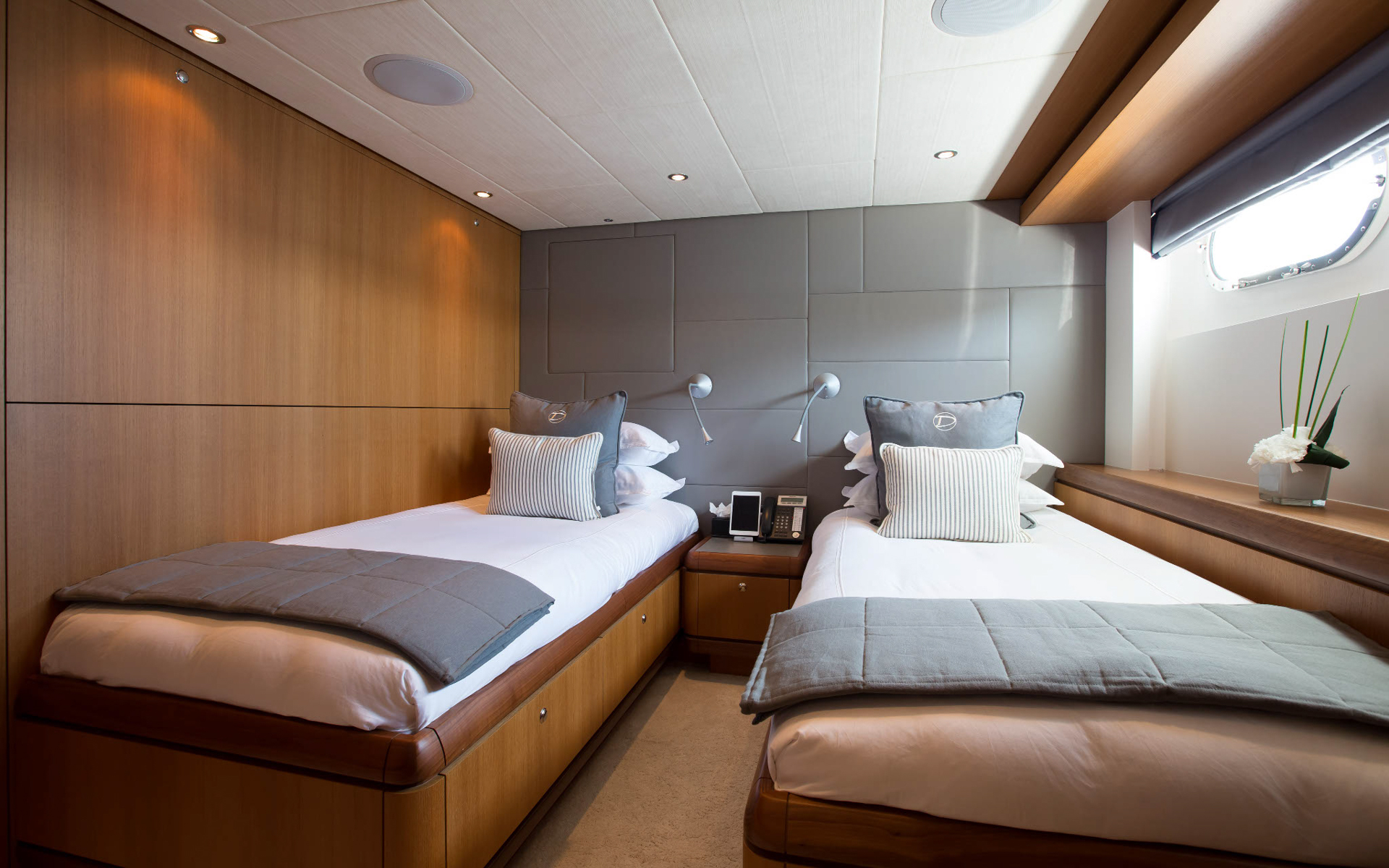 Mrsb 30m Interior Guestroom Yacht Moonen