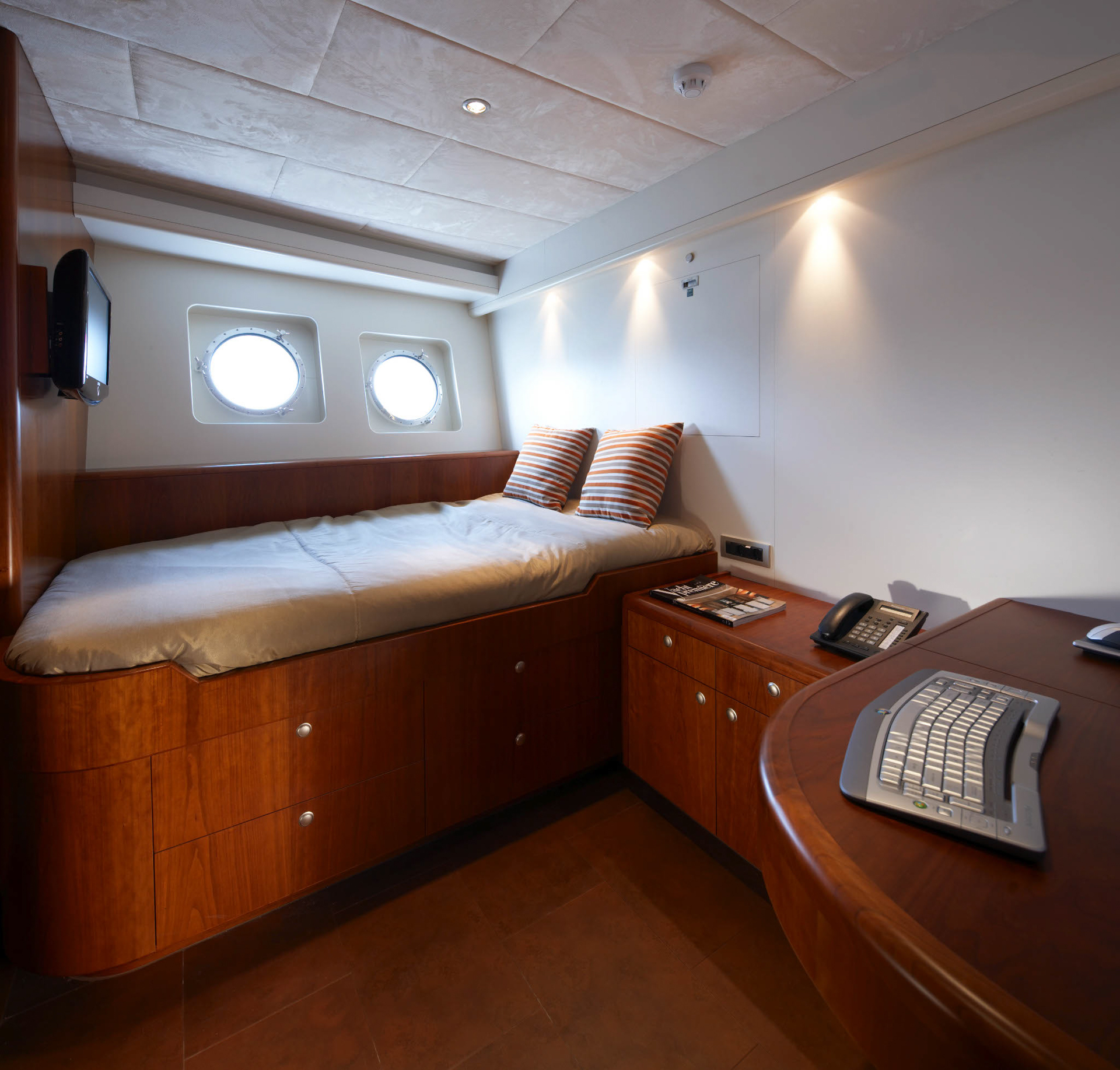 Northlander 38m Interior Captainscabin Yacht Moonen