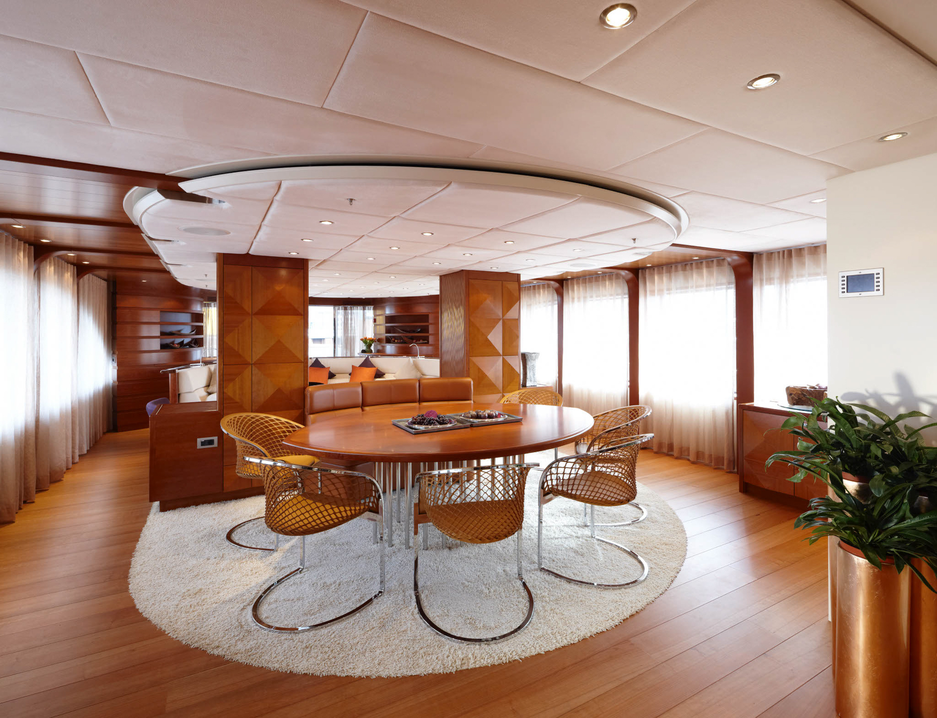 Northlander 38m Interior Dining Yacht Moonen